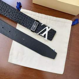 Picture of Louis Vuitton Belts _SKUfw194598357fw